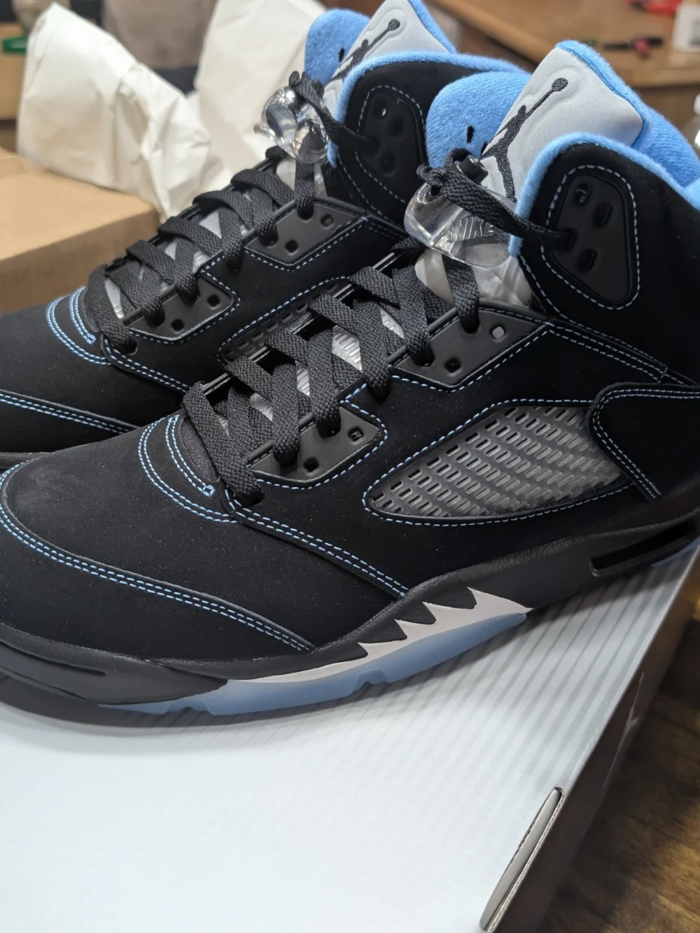 Air Jordan 5 Retro Black/University Blue Men’s Sneakers